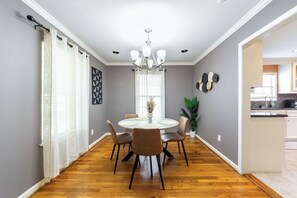 Dining - Culmore TX (Houston)