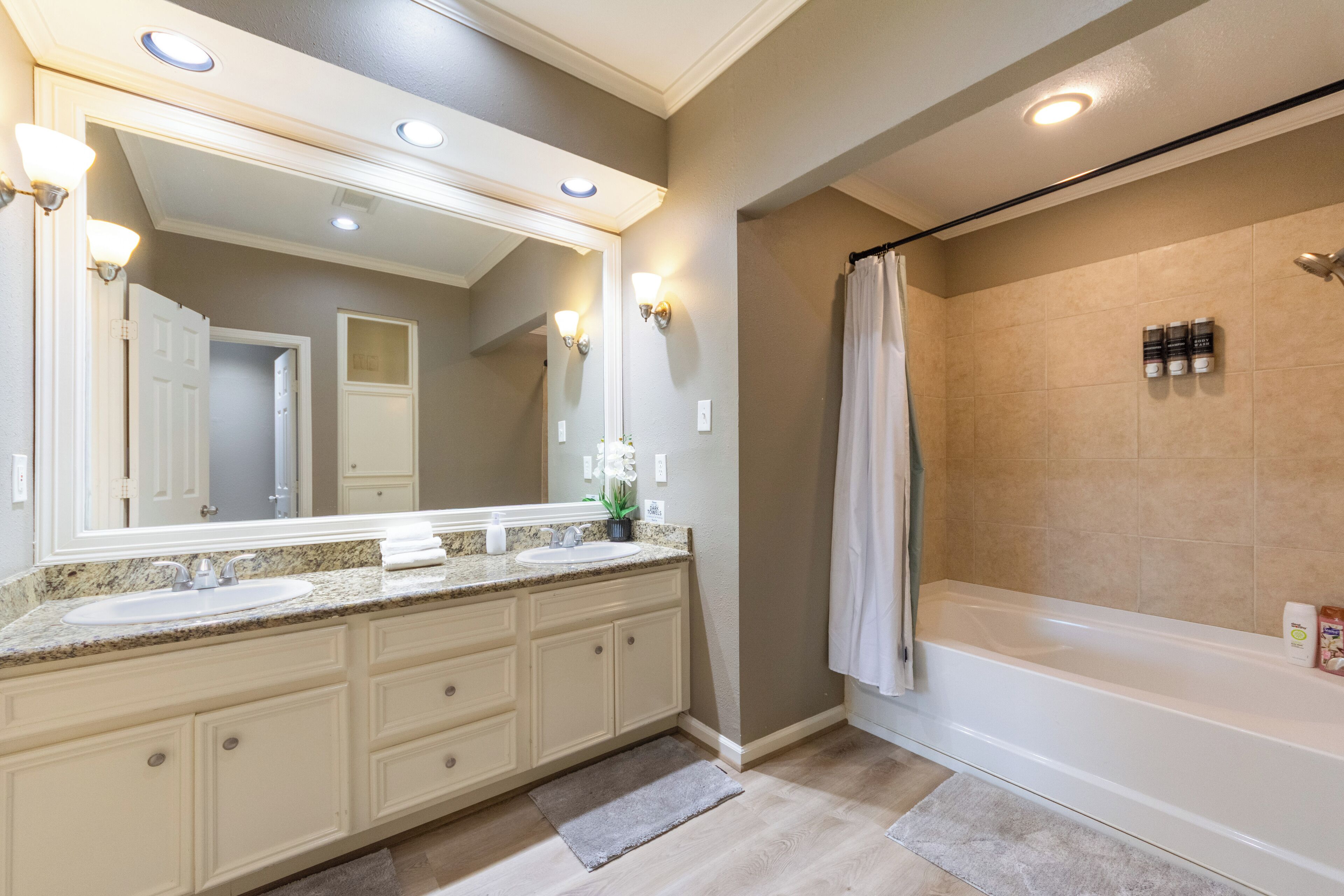 House | Bathroom
