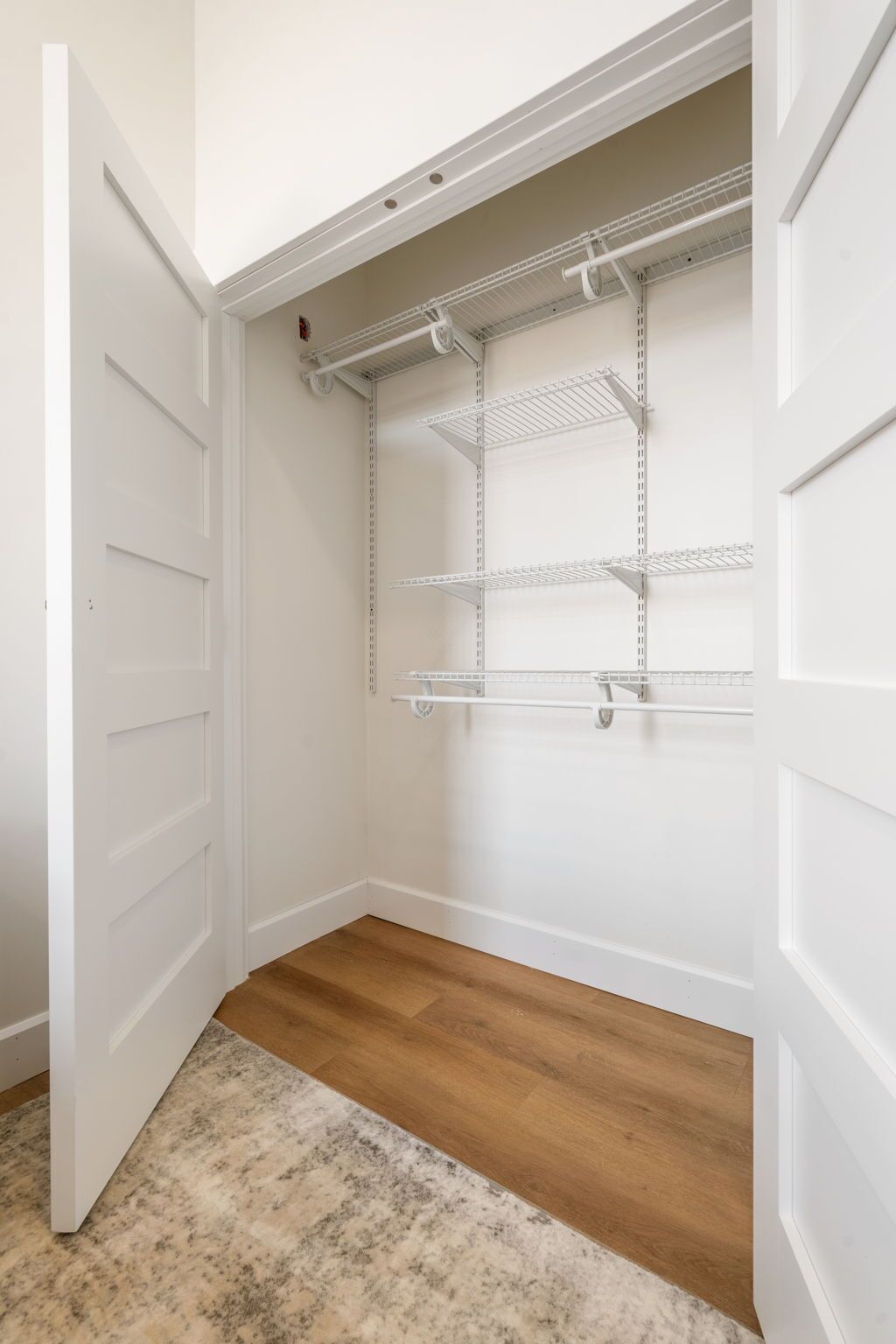 클래식 아파트, 주방, 시내 전망 | 내부