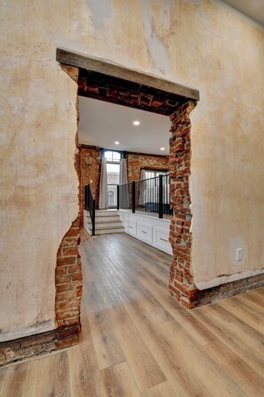 Classic Apartment, Kitchen, City View | Interior - American Hall (Millersburg)