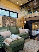 Deluxe Cabin, Garden View | Individually decorated, desk, laptop workspace, iron/ironing board