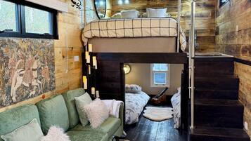 Baita Deluxe, vista giardino | Con stile personalizzato, una scrivania, postazione laptop