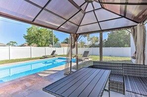 Pool - The Luxury Bliss - Spacious 4BR Home with Pool in Port Saint Lucie (Port St. Lucie)