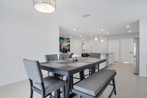 Dining - The Luxury Bliss - Spacious 4BR Home with Pool in Port Saint Lucie (Port St. Lucie)
