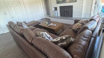 Smart TV, fireplace, video games, DVD player