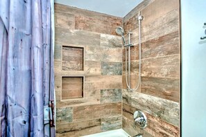 Hair dryer, towels - Adorable Cedar Lodge Room w/ Lake Views! (Laconia)