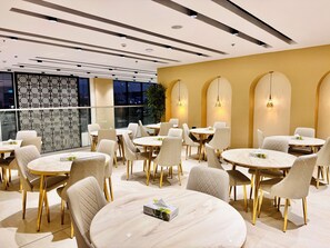 Dining - HDN HOTEL  (Makkah)