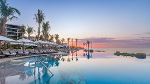 Pool - Elite Beachfront Studio - Villa La Valencia Cabo - Longest Lazy River (San José del Cabo)