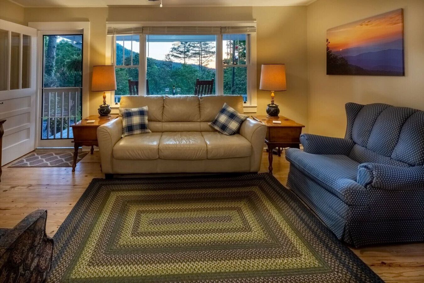 Awesome Mountain View, Sunsets, Bryson City, Humming Birds Galore, Wi-fi, Great Kitchen, Close To All Attractions, Dog Friendly - Bryson City, NC