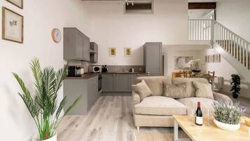 TV, stereo, offices