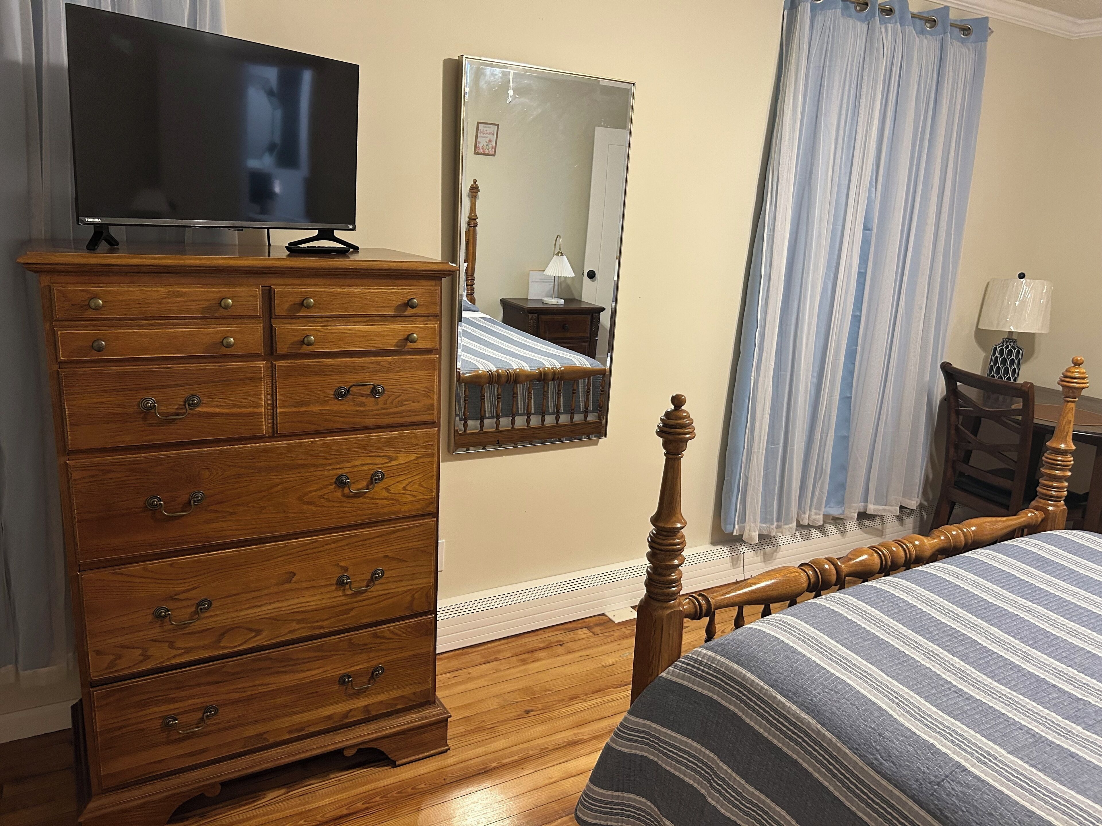 Fer et planche à repasser, Wi-Fi, draps fournis