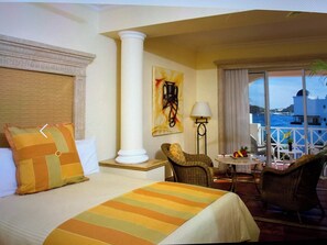 Room - Marvelous resort in Cabo San Lucas - Junior Suite (Cabo San Lucas)