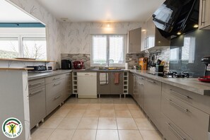 Dishwasher - Gite du Sarondé - SARON SUR AUBE (SARON SUR AUBE)