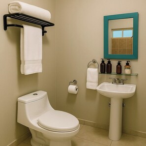 Studio Suite tiện nghi đơn giản, quang cảnh vườn