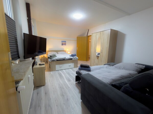 1 Schlafzimmer, Bügeleisen/Bügelbrett, kostenloses WLAN, Bettwäsche