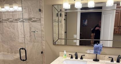 Elegant 2 bedroom apartment on 10 wooded acres outside Traverse City MI