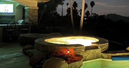 Luxury Wine Country Casita with Extraordinary Ridgetop Views Extensive Amenities