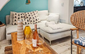 TV - 2 bedroom pet friendly home in Puerto de Andratx (Puerto de Andratx)