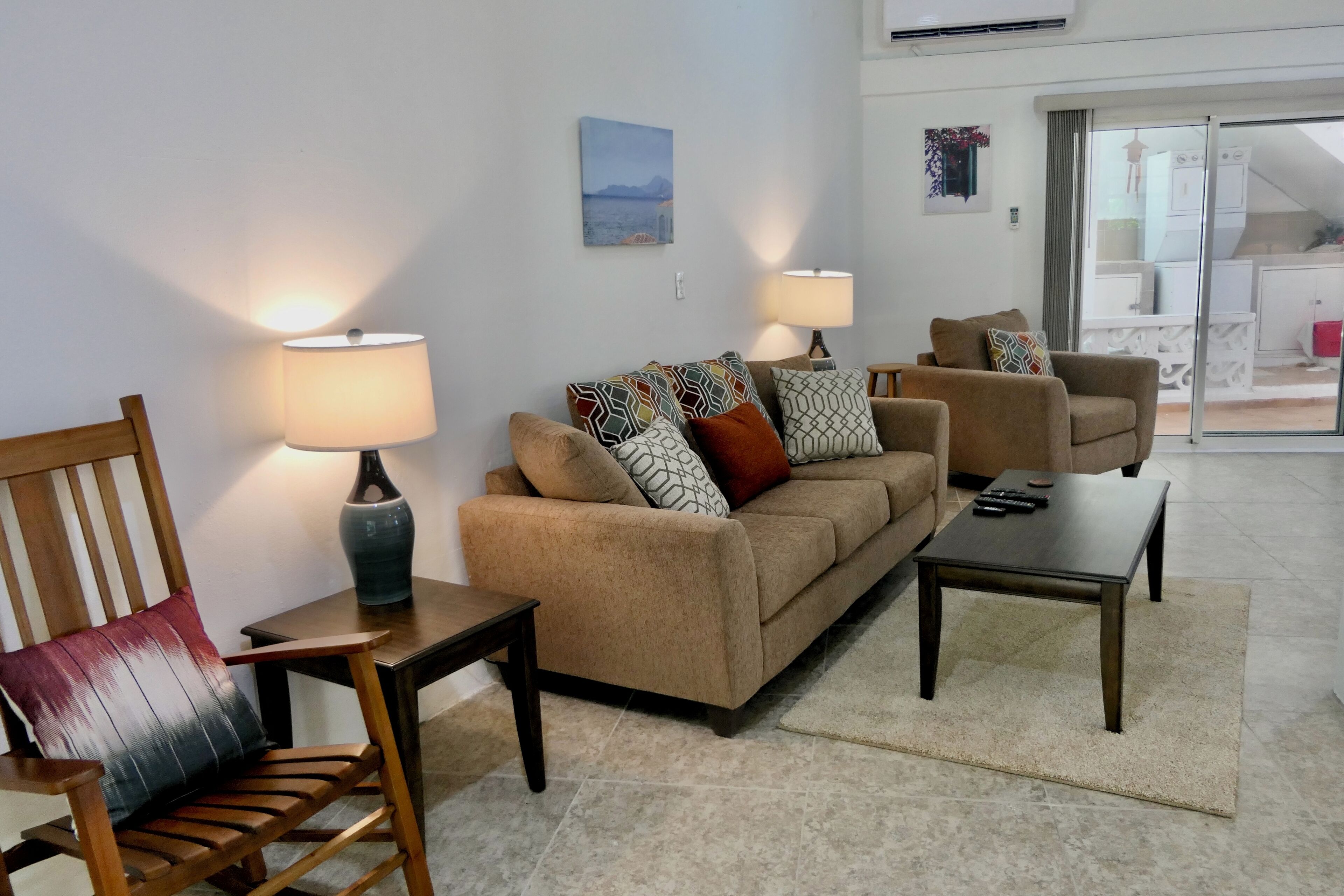 スマートテレビ、書庫