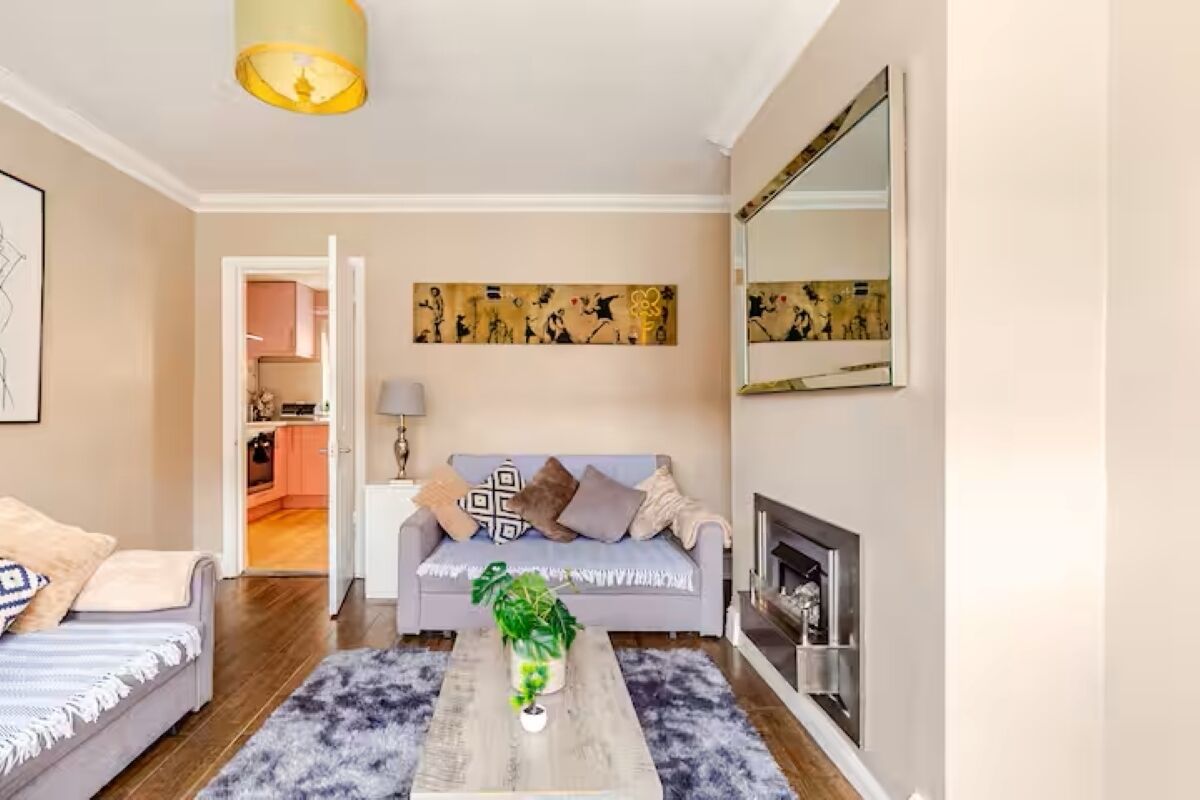 Smart TV, fireplace, offices