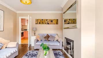 Smart TV, fireplace, offices
