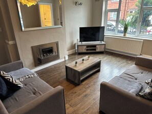 Smart-TV, peis og kontorer