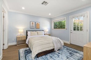 Iron/ironing board, free WiFi, bed sheets - Walnut Acres Ranch 1BR Guesthouse in Woodland Hills w/ Pool & Patio (Los Angeles)