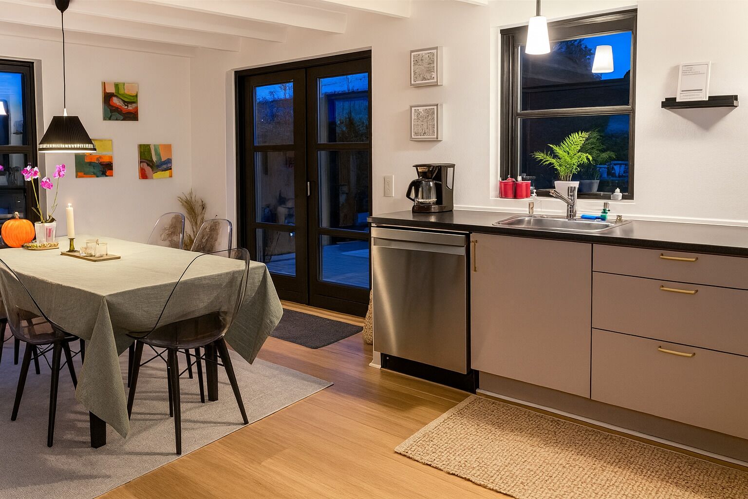 Réfrigérateur, four, plaque de cuisson, lave-vaisselle