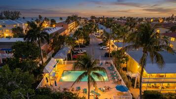 Piscine extérieure, piscine chauffée