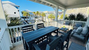 Outdoor dining - 6 BR House w Carriage house.Private pool, FREE BIKES,across the street to beach! (Panama City Beach)