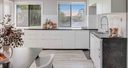 Pelican waters getaways