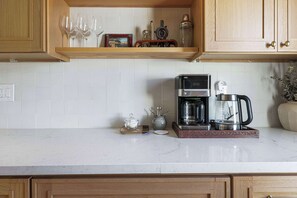 Interior - Spanish Style, 3 Beds, Cozy + Spacious, Cafes (San Diego)