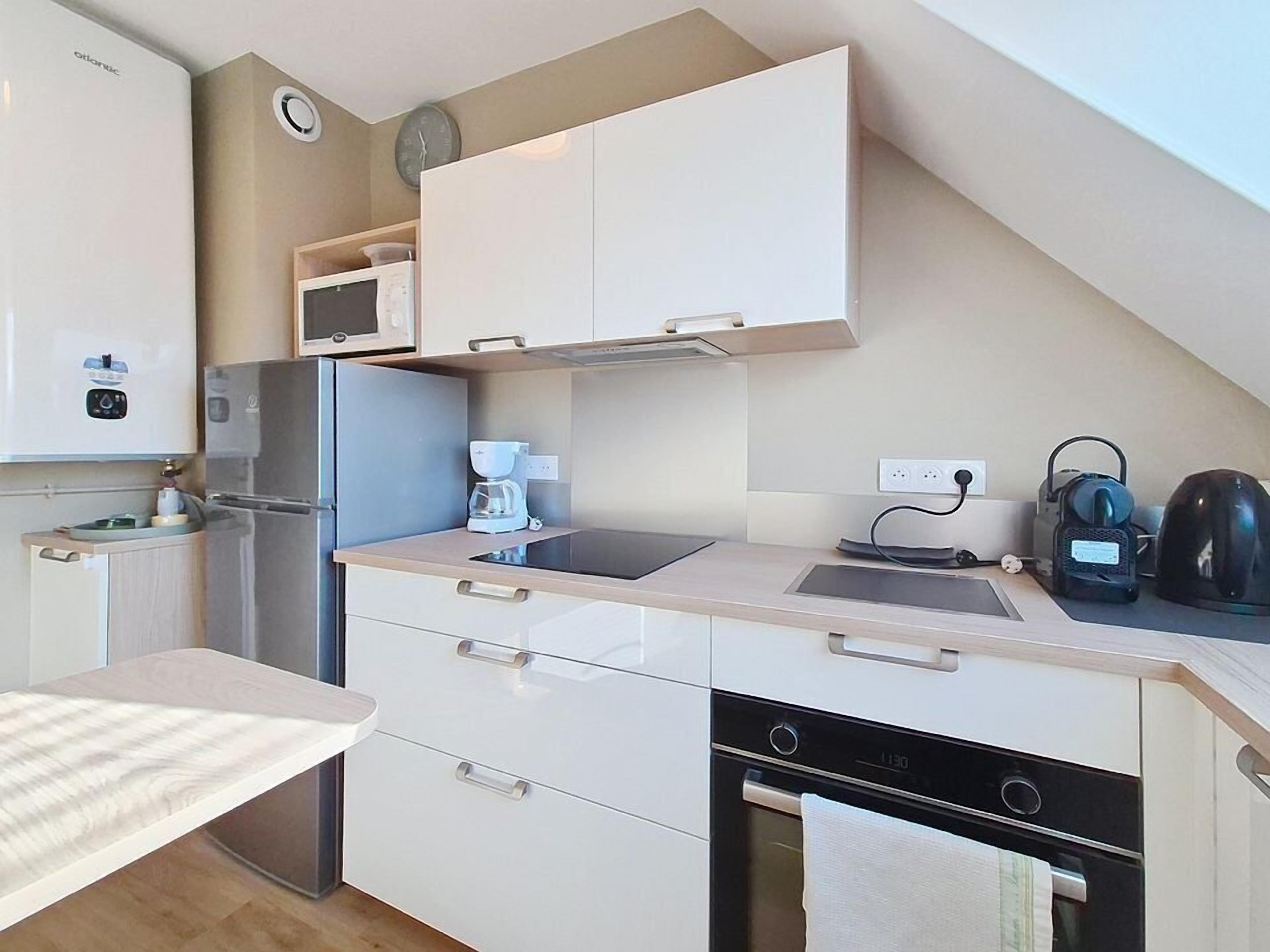 Fridge, oven, dishwasher, toaster