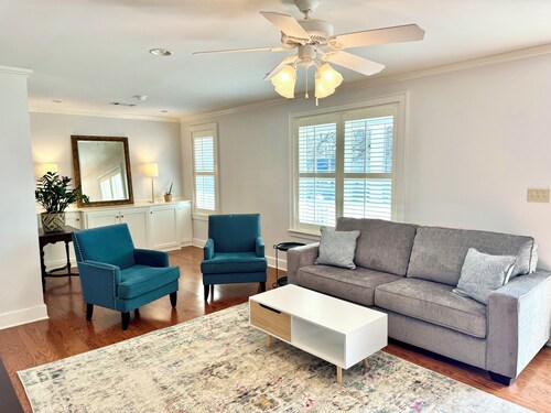 Location! Walk to Square! Charming 3 Bedroom Downtown Home