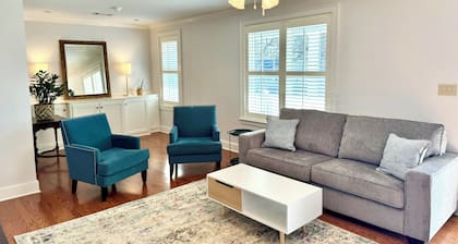 Location! Walk to Square! Charming 3 Bedroom Downtown Home