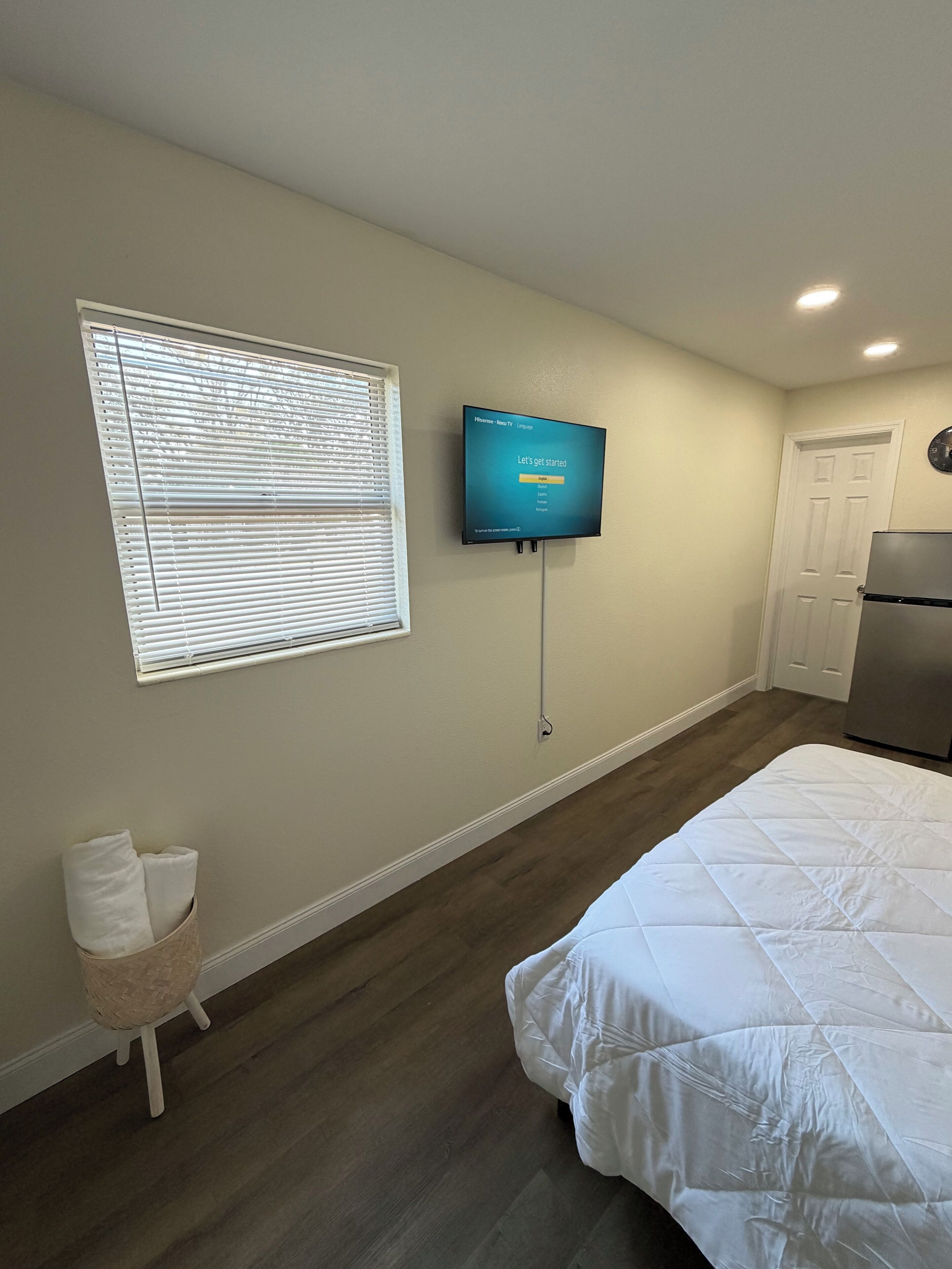 1 chambre, fer et planche à repasser, accès au Wi-Fi (inclus)