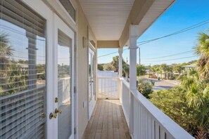 Property grounds - Walk to Beach,  Gameroom, Golden Hour Getaway, Laguna Beach (Panama City Beach)