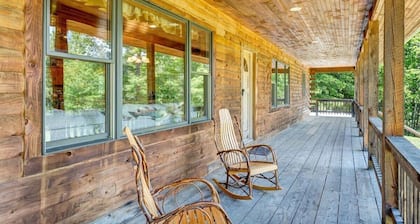 Modern Mountain Cabin • Hot Tub | Hot Springs, VA