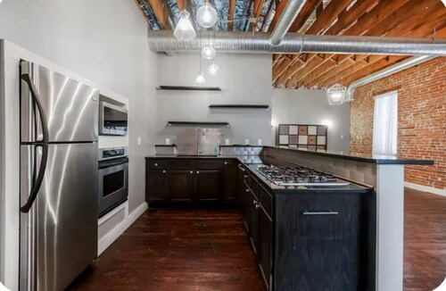 Historic Luxury on Main Street in Spring Hill