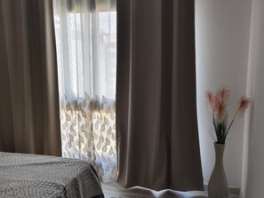 3 bedrooms, iron/ironing board, WiFi, bed sheets - 3BR Apartment in Privado, Madinaty, Cairo (Cairo)