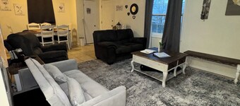 This is a clean, spacious, Pet-Friendly Retreat for Groups/Families or singles!