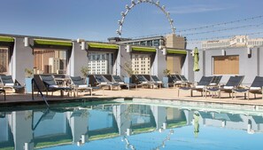 Indoor pool, 2 outdoor pools - The Platinum Hotel Las Vegas (Las Vegas)