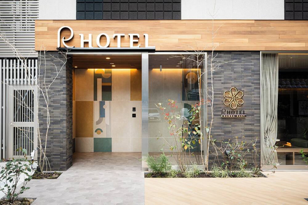 R Hotel Namba East