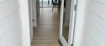 Entire Attached Granny Flat Home - Sleeps 4! 150 metres to the Water Front!