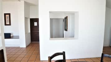 Vila família, varanda, vista para a praia | Parte interna