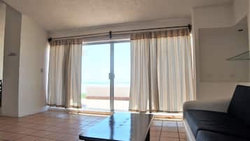 Family Villa, Patio, Beach View | Living area