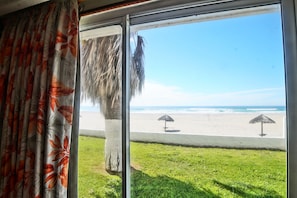 Classic Twin Room, Beach View | Free WiFi - Baja Seasons (Puerto Salina)