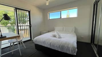 Strykejern/-brett, wi-fi og sengetøy