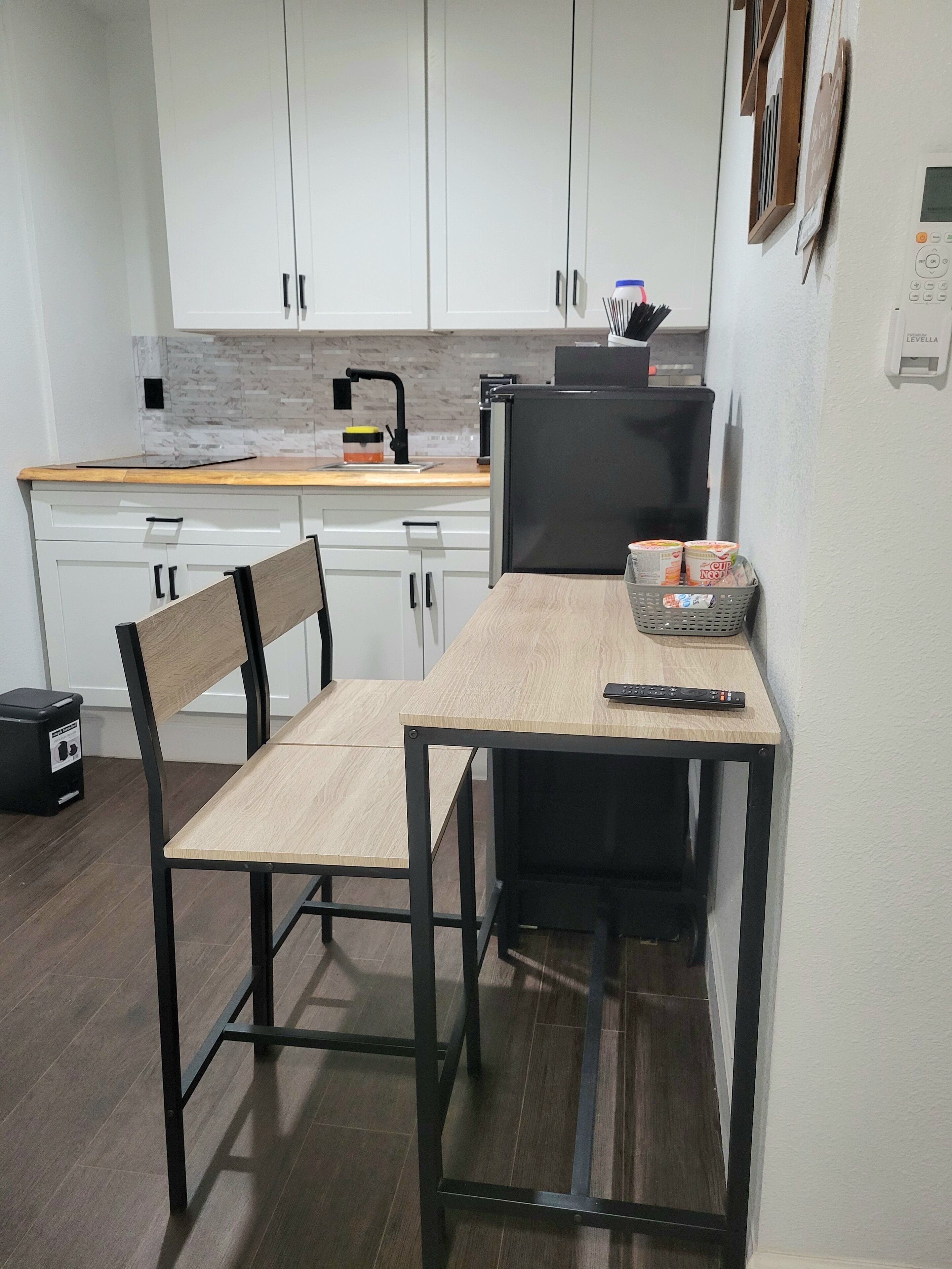 Microwave, stovetop, coffee/tea maker, toaster