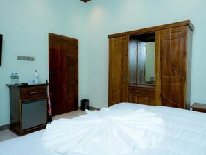 مكتب وواي فاي مجانًا